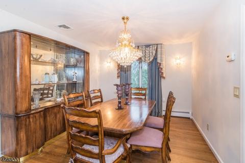4 Nancy Ct, Wayne, NJ 07470 photo 4