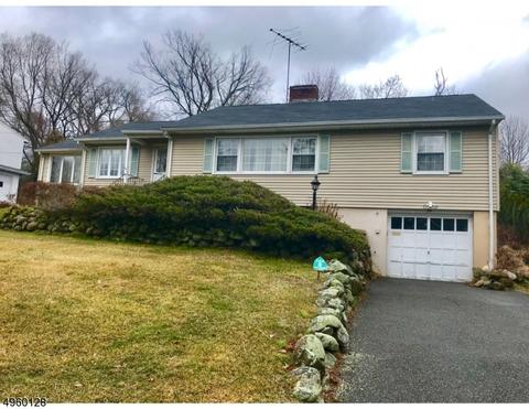35 Sunset Ter, Wayne, NJ 07470 photo 2
