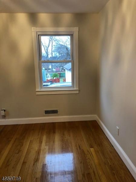 105 Berkeley Ave, Bloomfield, NJ 07003 photo 12