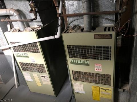 105 Berkeley Ave, Bloomfield, NJ 07003 photo 18
