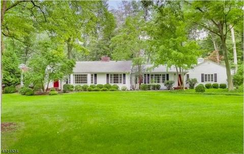 52 Westerly Rd, Saddle River, NJ 07458 photo 1