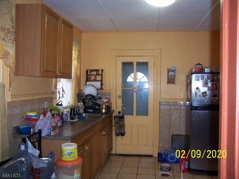 411 Monroe Ave, Plainfield, NJ 07063 photo 2