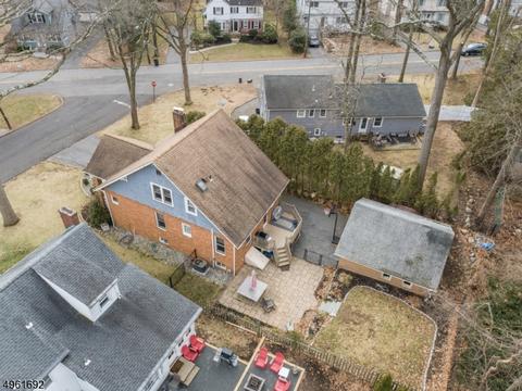 3 Beechwood Dr, Wayne, NJ 07470 photo 4