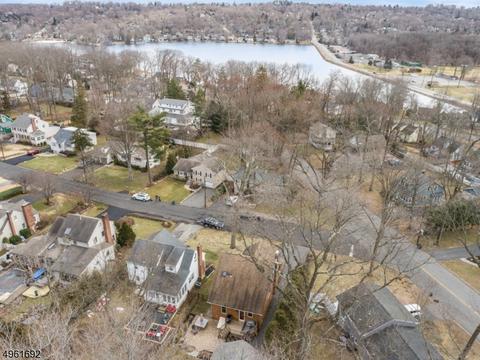 3 Beechwood Dr, Wayne, NJ 07470 photo 3