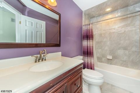 10 Eagle Ct, Randolph, NJ 07869 photo 24