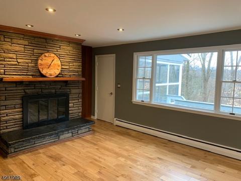 218 Beech Ter, Wayne, NJ 07470 photo 2
