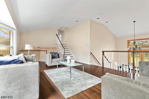 51 Smithfield Dr, Springfield, NJ 07081 photo 8