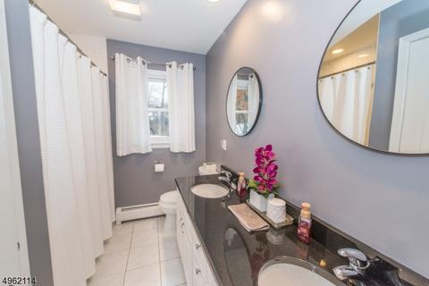11 Reston Rd, Wayne, NJ 07470 photo 18