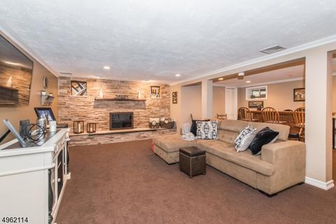 11 Reston Rd, Wayne, NJ 07470 photo 9