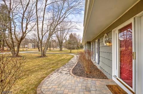 36 Drake Rd, Mendham, NJ 07945 photo 2