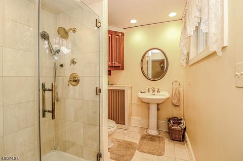717-27 Dixie Ln, Plainfield, NJ 07062 photo 14