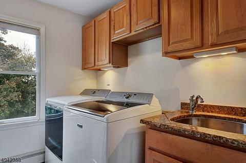 148 E Springbrook Dr, Gillette, NJ 07933 photo 19