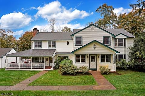 148 E Springbrook Dr, Gillette, NJ 07933 photo 23