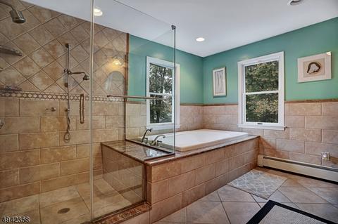148 E Springbrook Dr, Gillette, NJ 07933 photo 15