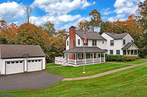 148 E Springbrook Dr, Gillette, NJ 07933 photo 1