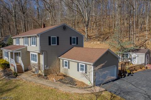 4 Hillside Ter, Hampton, NJ 08827 photo 3