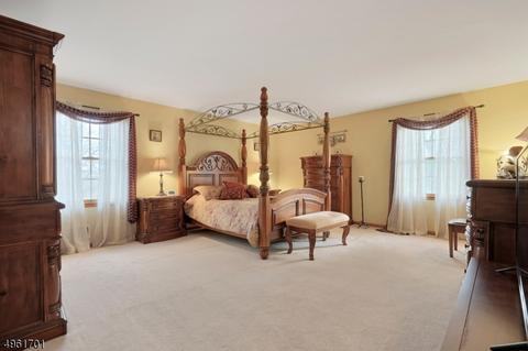 16 Rutherford Ct, Middlesex, NJ 08846 photo 14
