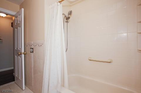 19 Pelham Rd, Wayne, NJ 07470 photo 15