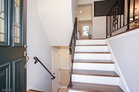 19 Pelham Rd, Wayne, NJ 07470 photo 3