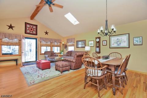 41 S Polktown Rd, Hampton, NJ 08827 photo 8