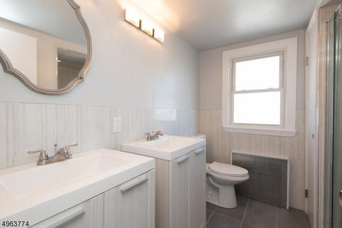 411 Parker Ave, Hackensack, NJ 07601 photo 11