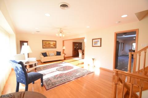 30 Sequoia Pl, Wayne, NJ 07470 photo 13