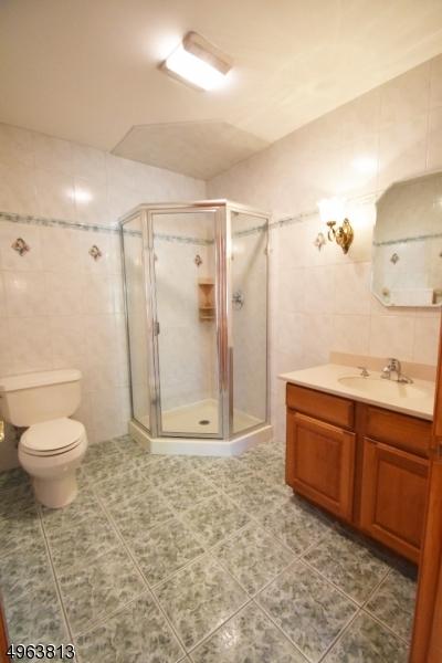 30 Sequoia Pl, Wayne, NJ 07470 photo 8