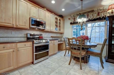 7 Summer Hill Rd, Wayne, NJ 07470 photo 7