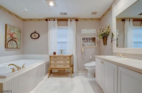 7 Summer Hill Rd, Wayne, NJ 07470 photo 15