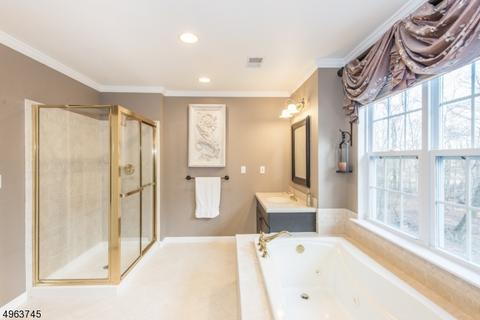 8 Stratton Ct, Hackettstown, NJ 07840 photo 15