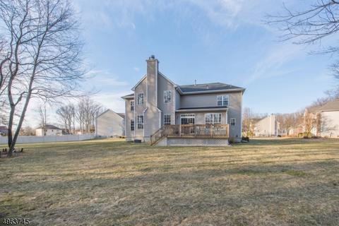 8 Stratton Ct, Hackettstown, NJ 07840 photo 24