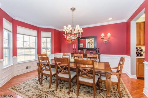 8 Stratton Ct, Hackettstown, NJ 07840 photo 4