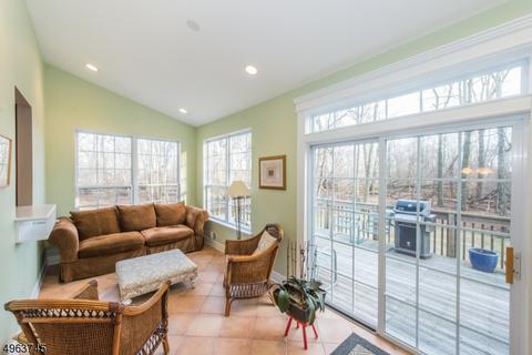 8 Stratton Ct, Hackettstown, NJ 07840 photo 8