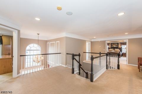 8 Stratton Ct, Hackettstown, NJ 07840 photo 12