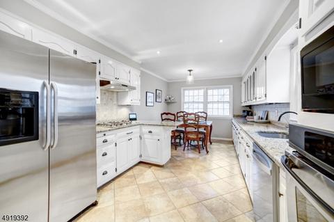 64 Druid Hill Rd, Summit, NJ 07901 photo 9