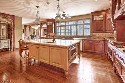 6 Nesbitt Dr, Mendham, NJ 07945 photo 9