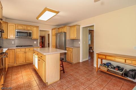930 Brown Rd, Bridgewater, NJ 08807 photo 10