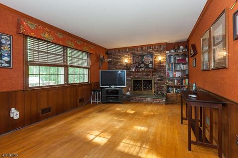 30 Sloping Hill Ter, Wayne, NJ 07470 photo 10