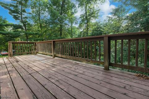 30 Sloping Hill Ter, Wayne, NJ 07470 photo 5