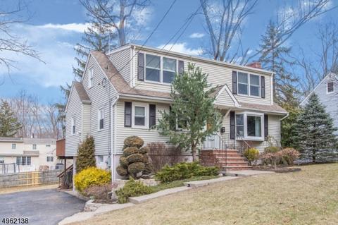 12 Fairview Ter, Wayne, NJ 07470 photo 2