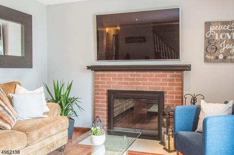 12 Fairview Ter, Wayne, NJ 07470 photo 4