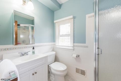 12 Fairview Ter, Wayne, NJ 07470 photo 16