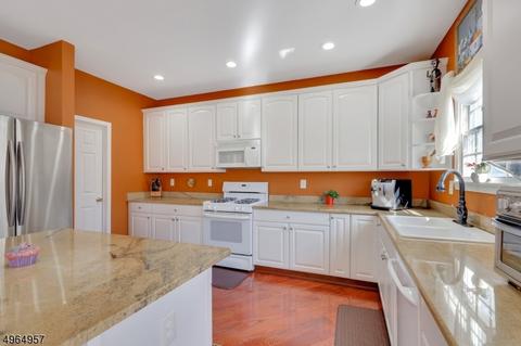 94 Summer Hill Rd, Wayne, NJ 07470 photo 10