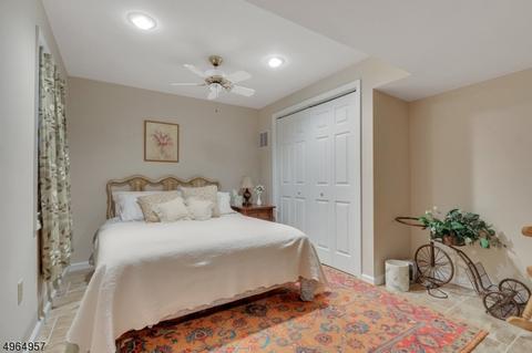 94 Summer Hill Rd, Wayne, NJ 07470 photo 22