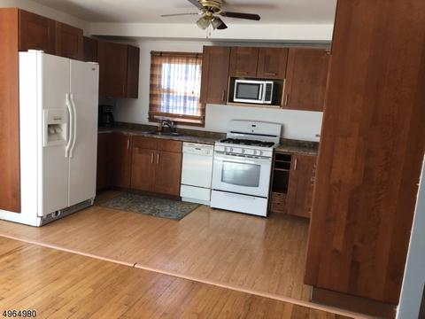 2 Underhill Ct, Nutley, NJ 07110 photo 3
