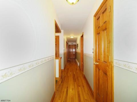 54 Fairview Rd, Clark, NJ 07066 photo 7