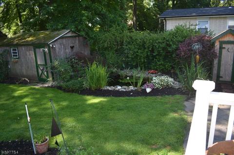 54 Fairview Rd, Clark, NJ 07066 photo 23