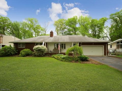 54 Fairview Rd, Clark, NJ 07066 photo 1