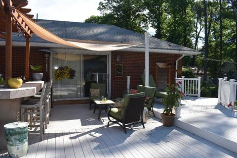 54 Fairview Rd, Clark, NJ 07066 photo 22