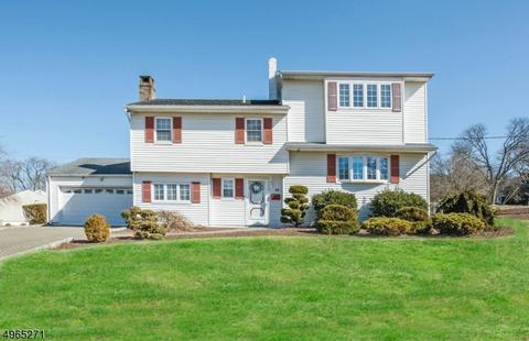 42 Rolling Hills Dr, Wayne, NJ 07470 photo 1